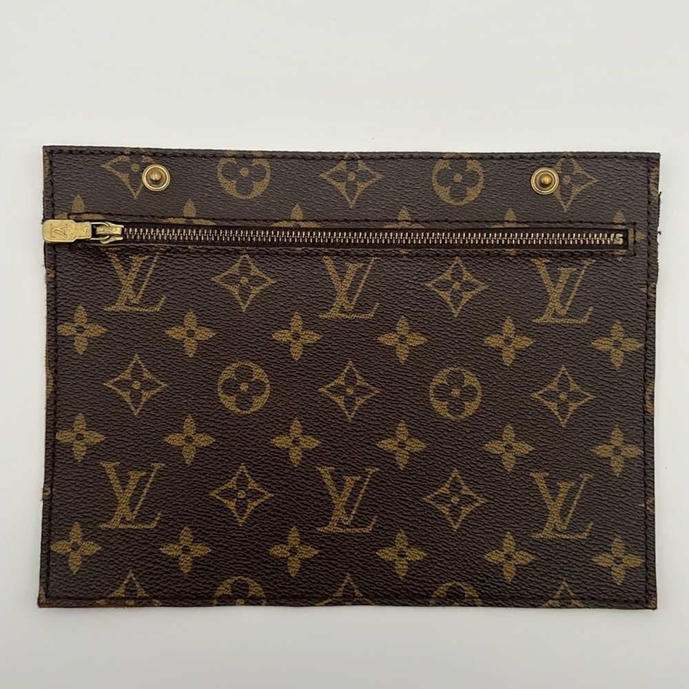 ❌SOLD❌ Louis Vuitton Monogram Randonee Pouch #2